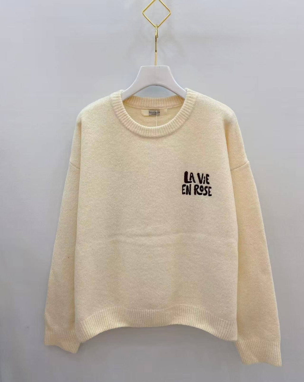 PULL EN MAILLE BRODÉ