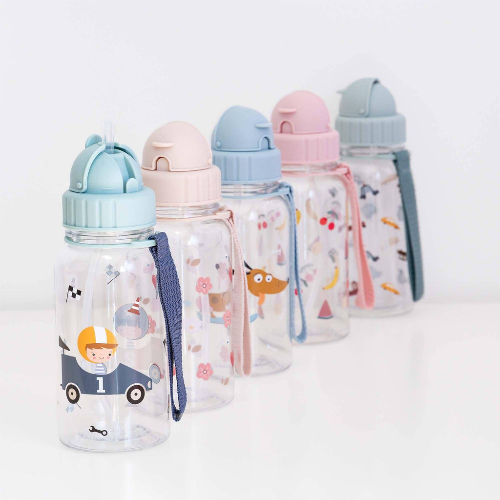 Bouteille en plastique motifs fruits avec paille pliable