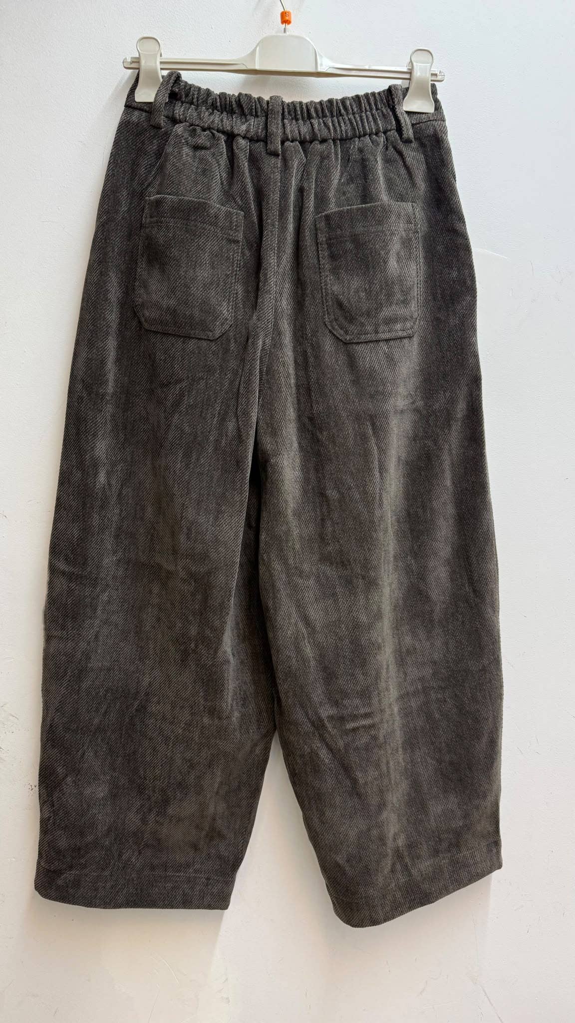 7529 Pantalon ample taille élastiquée à poches