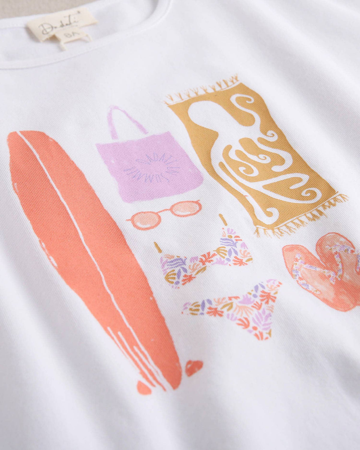 T-shirt blanc fille avec dessin de planche de surf